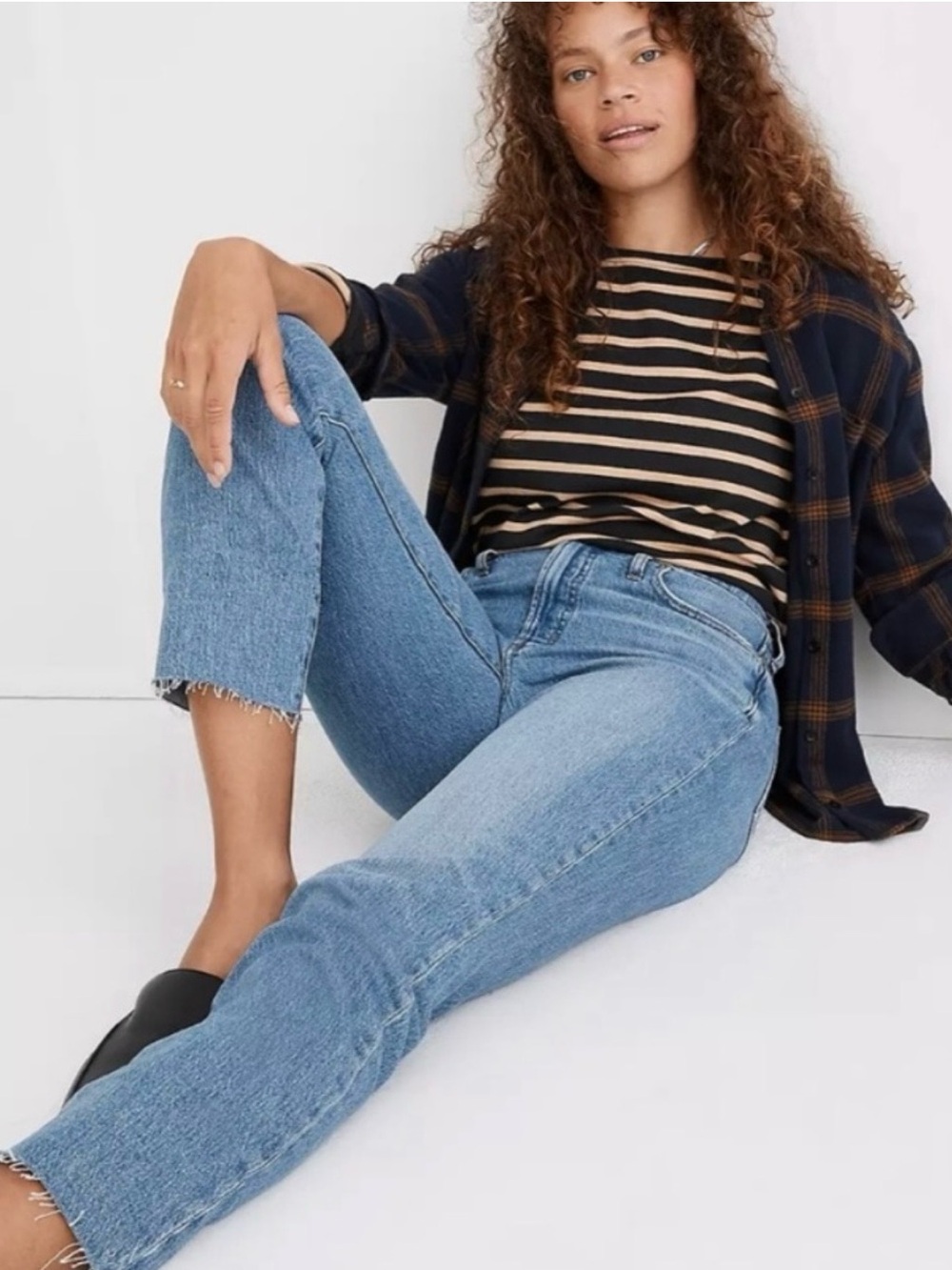Madewell The Mid-Rise Perfect Vintage Raw Hem Jean Sz 28 - Enmore Wash
